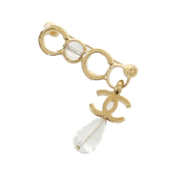 Chanel Brooch Gold